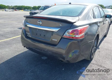 2015 Nissan Altima 2.5 S from USA, damaged, VIN 1N4AL3AP9FN914550